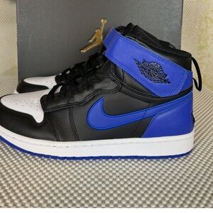 Jordan 1 High FlyEase
Royal